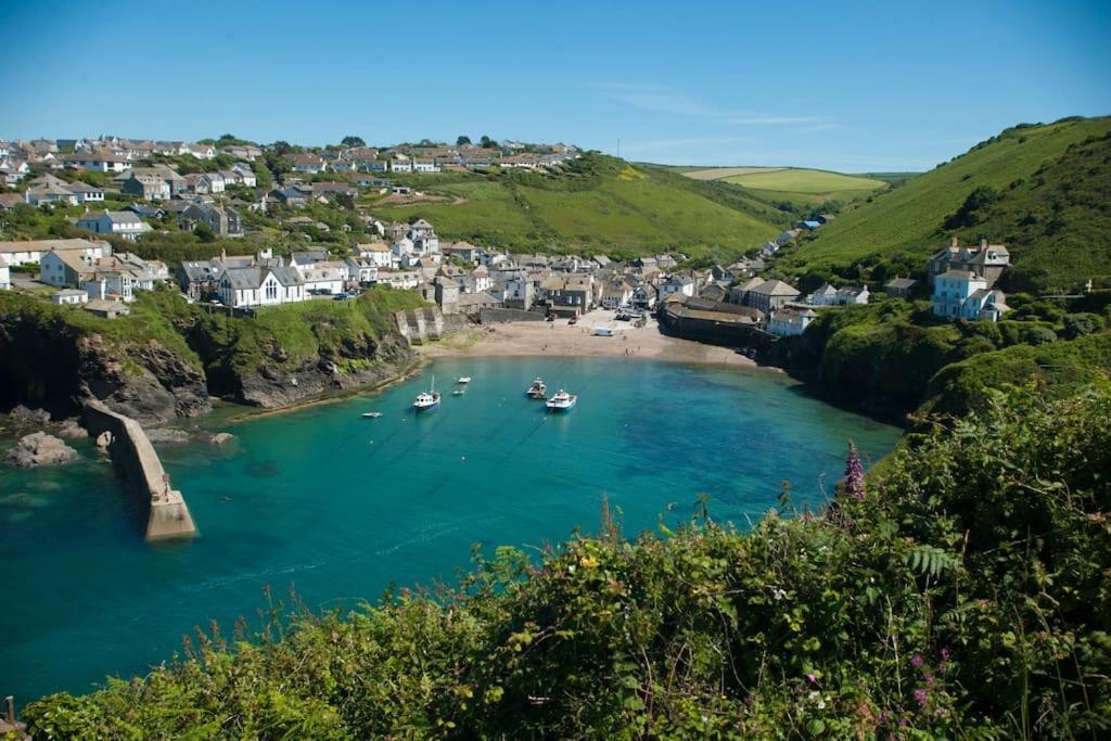 Ferienhaus Bantry At Crackington Haven, Near And Boscastle, Cornwall