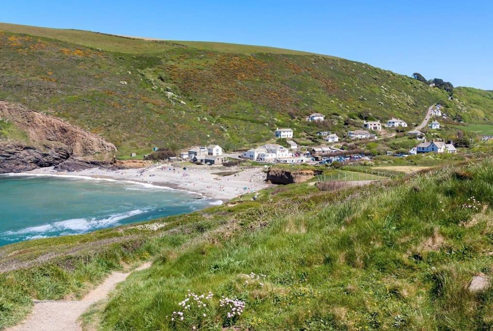 Ferienhaus Bantry At Crackington Haven, Near And Boscastle, Cornwall Bude